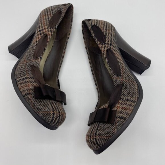 Miss Bisou Heels - Picture 2 of 8